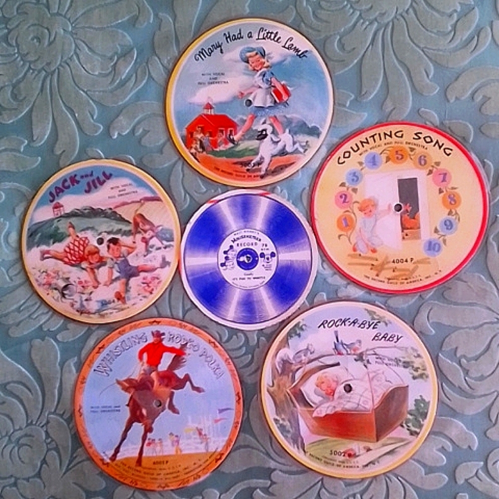 Vintage Record Guild of America 78 RPM vinyl records (5)